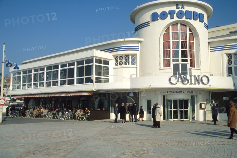 France, Bretagne, Cotes d'Armor, cote d'Emeraude, pleneuf val Andre, casino,
