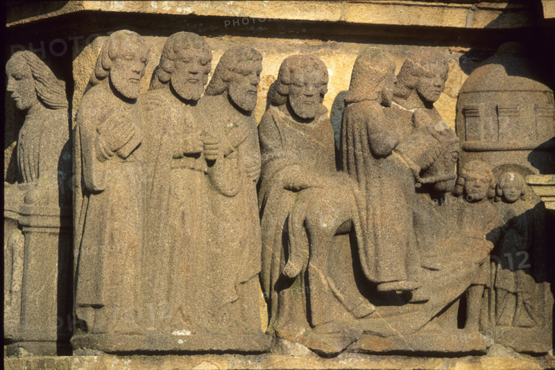 France, parish closes tour