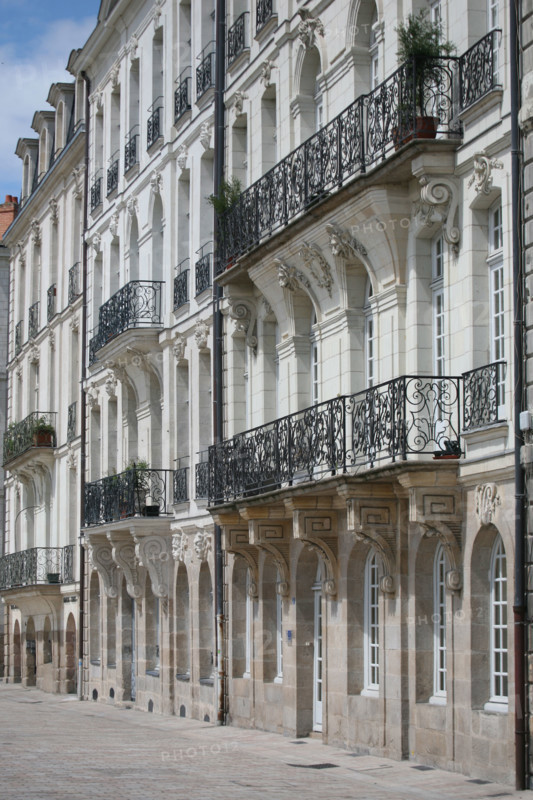France, pays de loire, loire atlantique, Nantes, ile feydeau, quai turenne, immeubles de rapport, armateurs, pierre de taille, balcons,