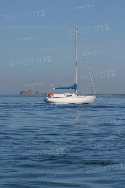 France, Basse Normandie, Manche, Cotentin, Cherbourg, rade, plaisance, voilier, fort de l'ouest,