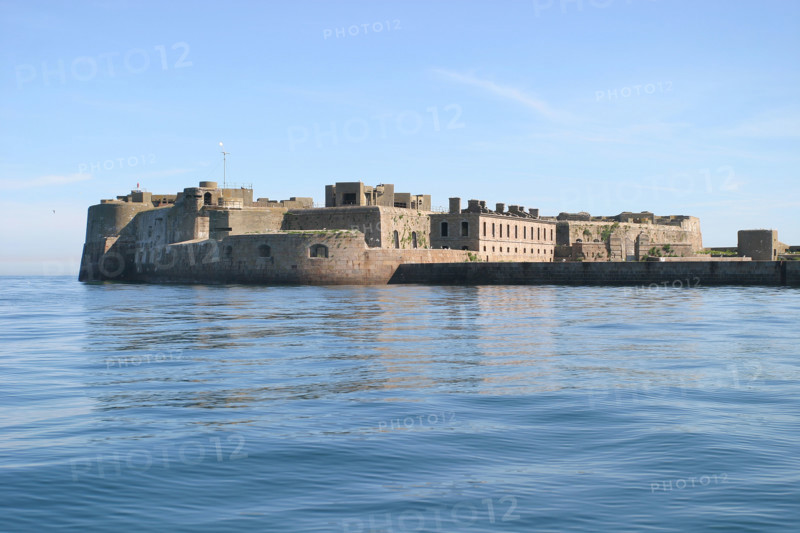France, Basse Normandie, Manche, Cotentin, Cherbourg, rade, mer, seconde guerre mondiale, marine nationale, fort de l'ile pelee,