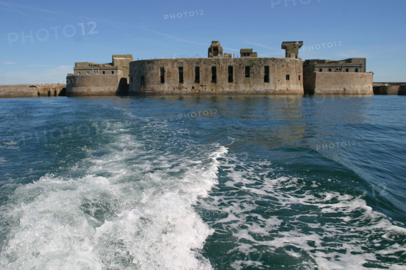 France, Basse Normandie, Manche, Cotentin, Cherbourg, rade, mer, fort central, seconde guerre mondiale,