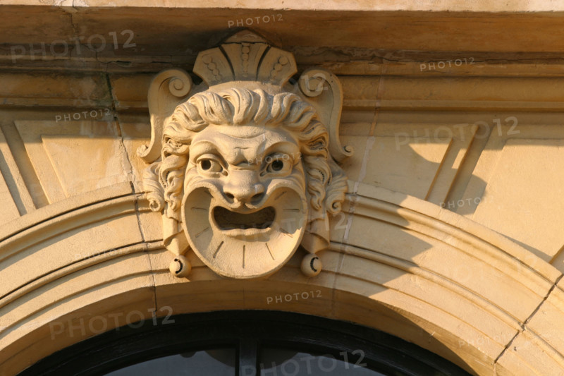 France, Basse Normandie, Manche, Cotentin, Cherbourg, theatre des arts, facade, detail mascaron,