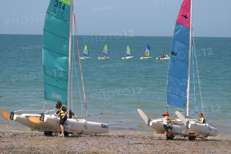 France, Basse Normandie, Manche, saint martin de brehal, plage, sable, ecole de voile, activites nautiques, optimist, enfants, mer,