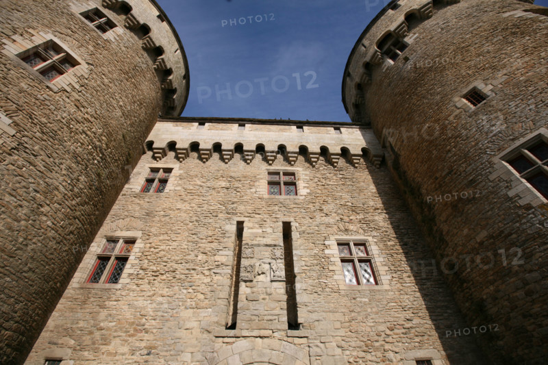 France, Bretagne, Morbihan, golfe du Morbihan, presqu'ile de rhuys, sarzeau, chateau de suscinio, tours, entree,