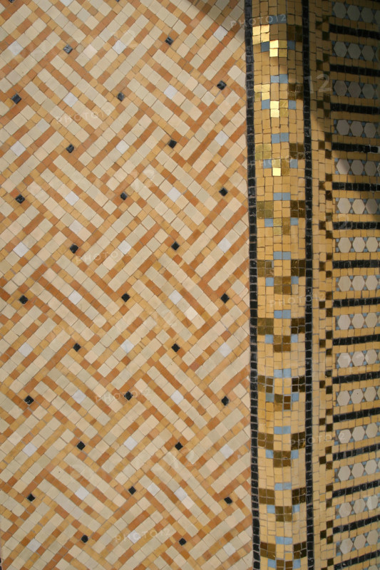 France, Paris 14e, 5 rue schoelcher, immeuble, architecte paul follot, detail porte d'entree