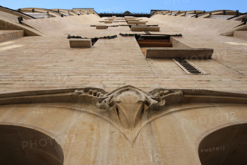 Immeuble Jassedé, 142 avenue de Versailles à Paris