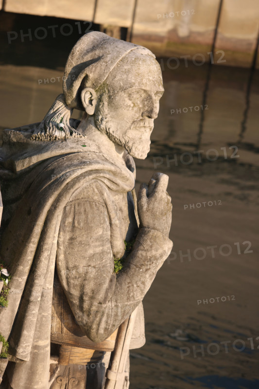 France, zouave of the pont de l'alma
