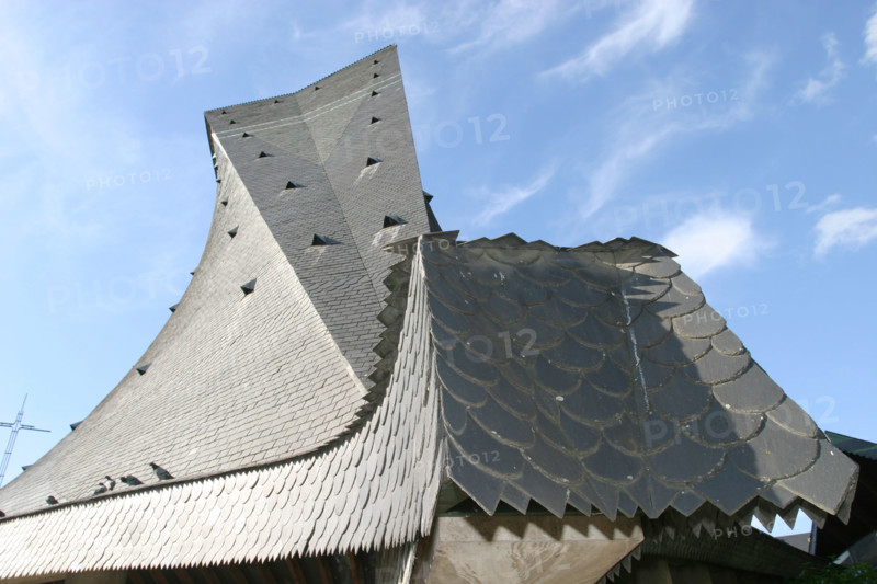 France, Haute Normandie, Seine Maritime, Rouen, place du vieux marche, eglise sainte jeanne d'Arc, toiture d'ardoises,
