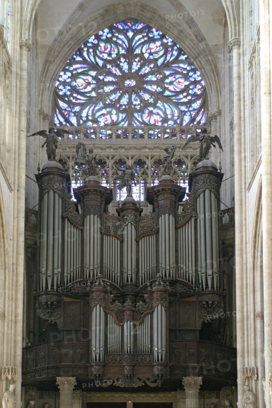 France, Haute Normandie, Seine Maritime, Rouen, eglise abbatiale Saint-Ouen, chevet, edifice religieux, nef, buffet d'orgue, instrument de musique,