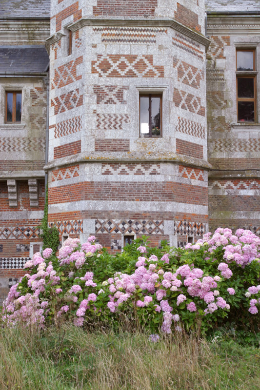 France, Haute Normandie, Seine Maritime, pays de Caux maritime, Offranville, manoir d'auffay, Construction traditionnelle en brique et pierre et silex,