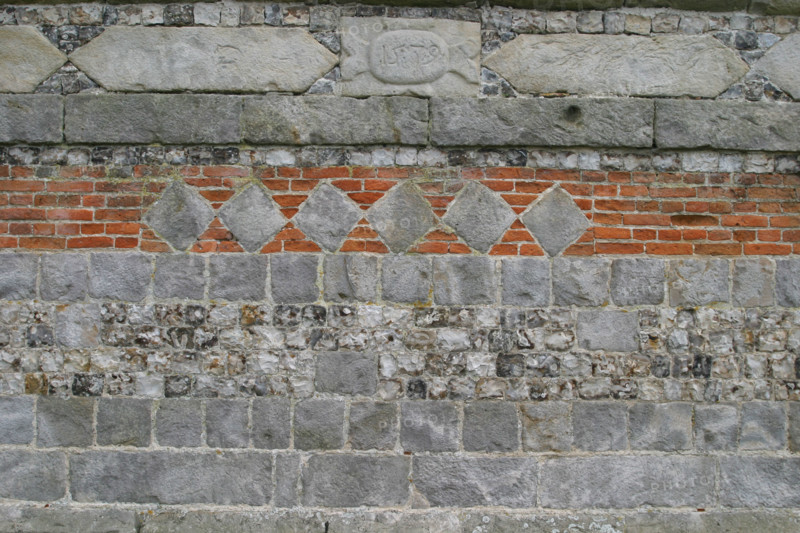 France, Haute Normandie, Seine Maritime, pays de Caux maritime, Saint-Aubin-sur-Mer, hameau du Mesnil, architecture polychrome, construction traditionnelle, brique et gres, hortensisas,