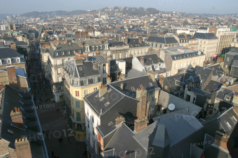 France, Haute Normandie, Seine Maritime, Rouen, vue d'ensemble depuis le sommet du beffroi, rue du gros horloge, panorama,