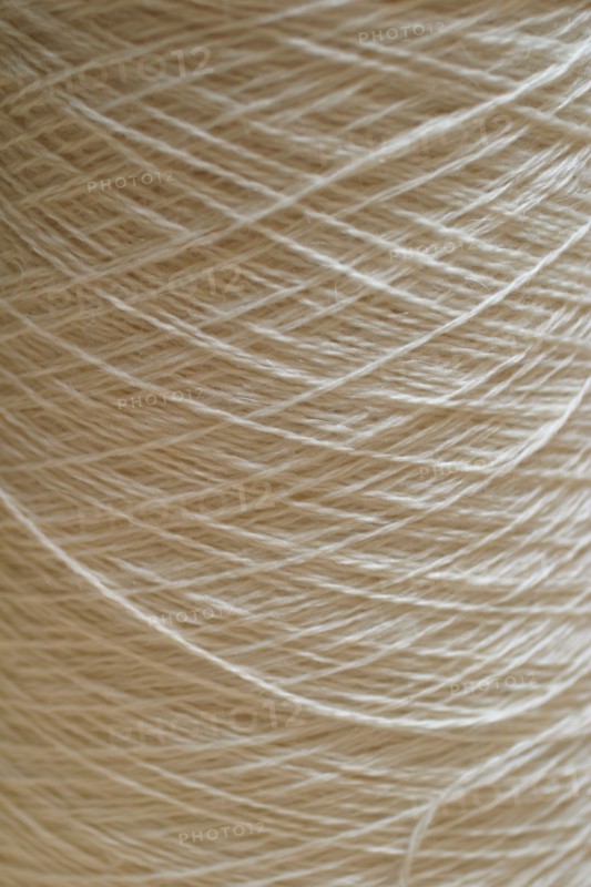France, Haute Normandie, Seine Maritime, pays de Caux, saint crespin, elevage de chevres angora, mohair, detail bobine de mohair, manoir du camp,