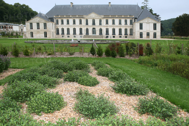 France, Haute Normandie, Seine Maritime, vallee de la Seine, gruchet le valasse, parc EANA, consacre au developpement durable, environnement, ancienne abbaye, jardin,