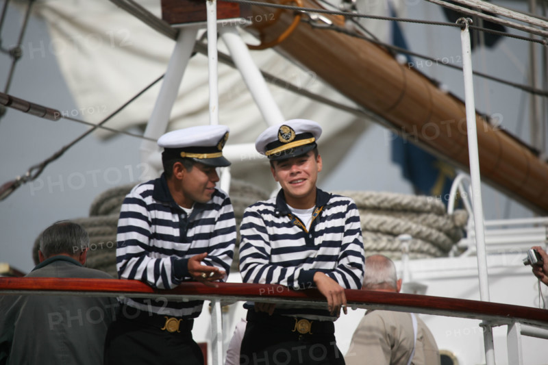 France, Haute Normandie, Seine maritime, vallee de la Seine, armada 2008, Rouen, sur les quais, navires, navire mexicain cuauhtemoc, equipage,
