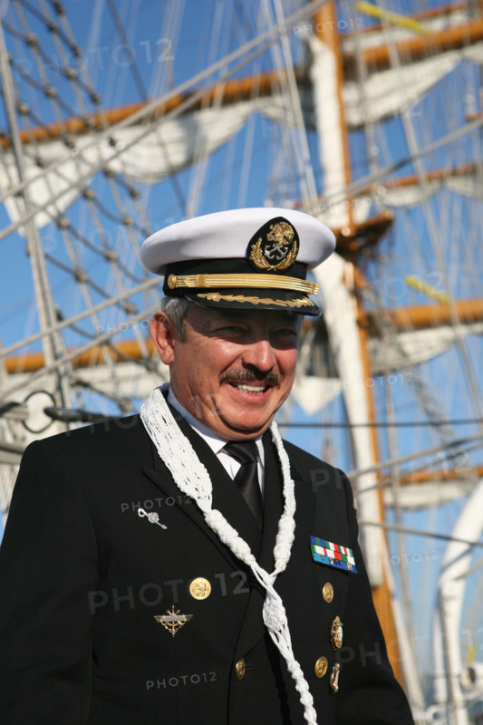 France, Haute Normandie, Seine maritime, vallee de la Seine, armada 2008, Rouen, sur les quais, navire mexicain, cuauhtemoc, officier,