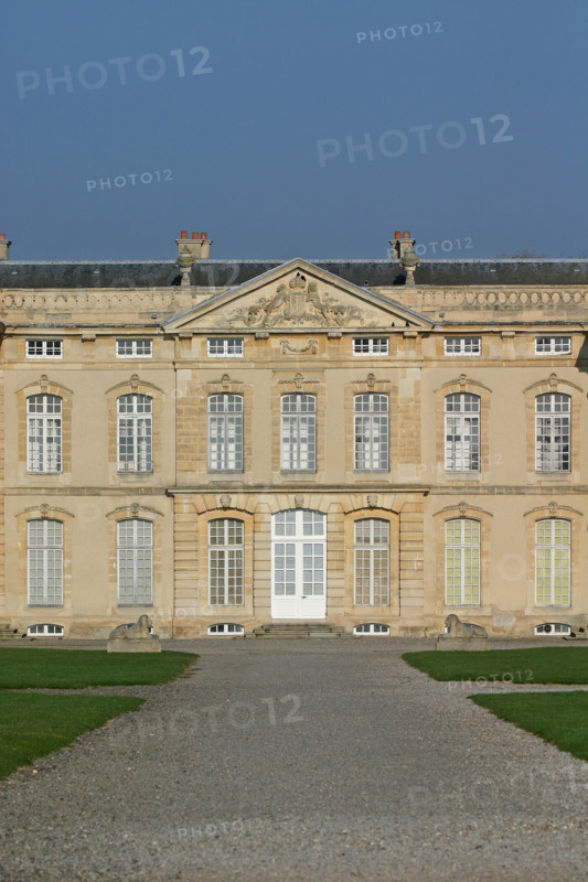 France, Basse Normandie, orne, le bourg saint leonard, chateau, facade,
