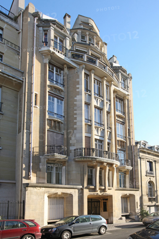 Guimard building, 18 rue Henri Heine, Paris