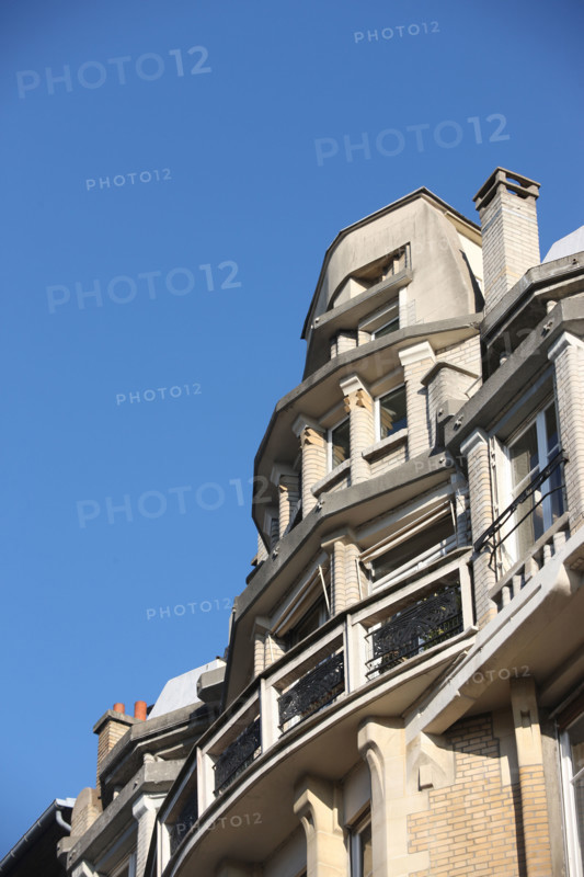 Guimard building, 18 rue Henri Heine, Paris