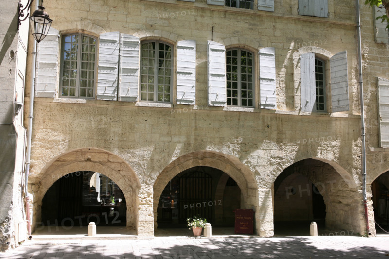 France, uzes