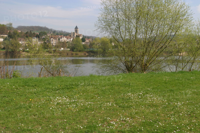France, ile de france, val d'oise, vetheuil, la seine, eglise, impressionnistes, claude monet, paysage,