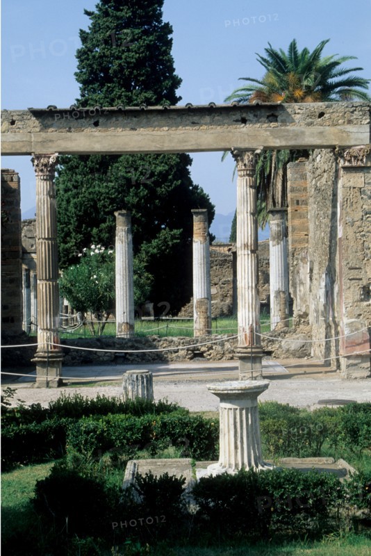 italy, pompeii