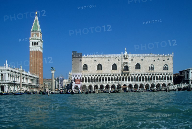 italy, tourists