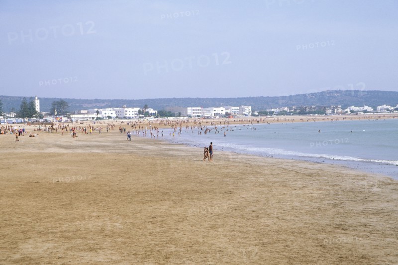 Maroc, essaouira, ocean atlantique, plages, maisons blanches, sable, fortifications oeuvre de theodose cornut eleve de vauban,