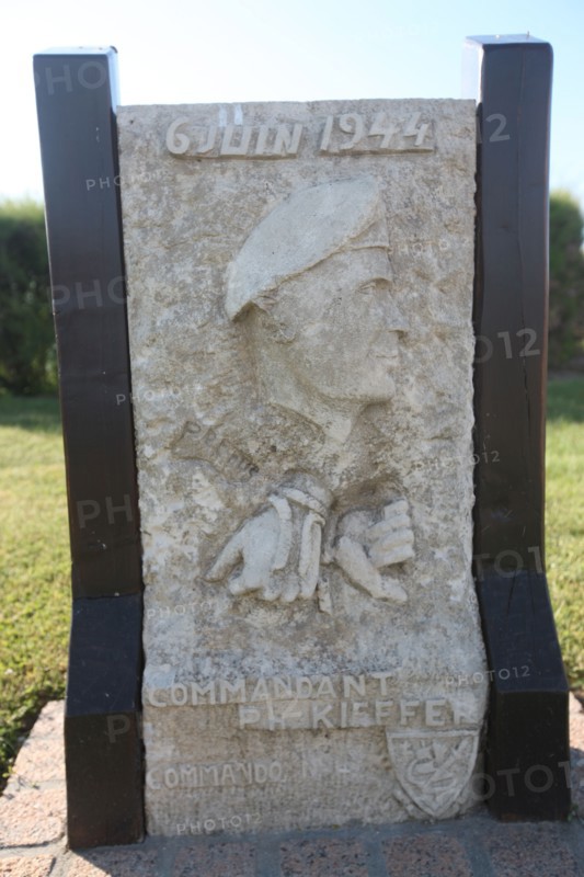 France, Basse Normandie, calvados, plages du debarquement, ouistreham riva bella, monument, memorial 4e commando, stele commandant philippe kieffer, debarquement, 2e guerre mondiale,
