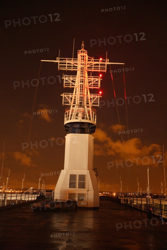France, Haute Normandie / angleterre, seine maritime, le havre / portsmouth, traversee trans manche, a bord du ferry boat, norman voyager, navigation, nuit, port de portsmouth,
