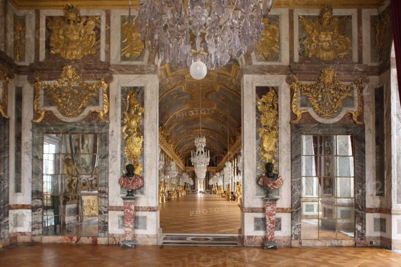 France, ile de france, yvelines, versailles, chateau de versailles, galerie des glaces, depuis la salon de la guerre,