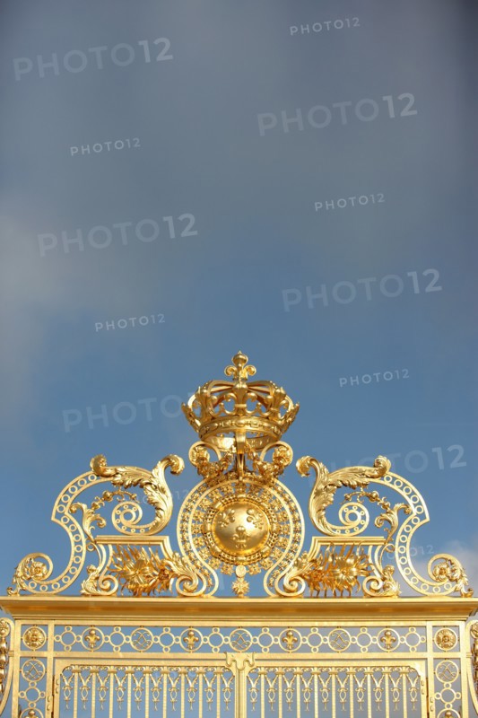 France, ile de france, yvelines, versailles, chateau de versailles, grille de la cour royale.