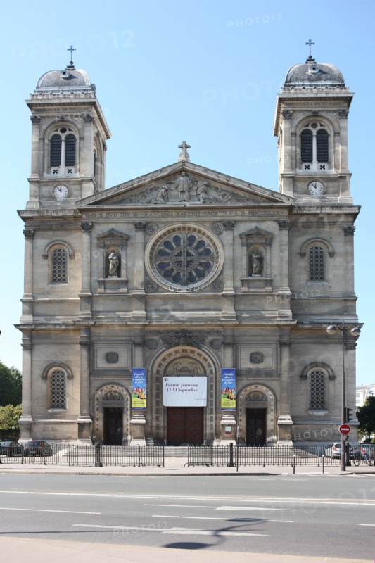 France, ile de france, paris 7e arrondissement, eglise saint Francois xavier, detail facade,