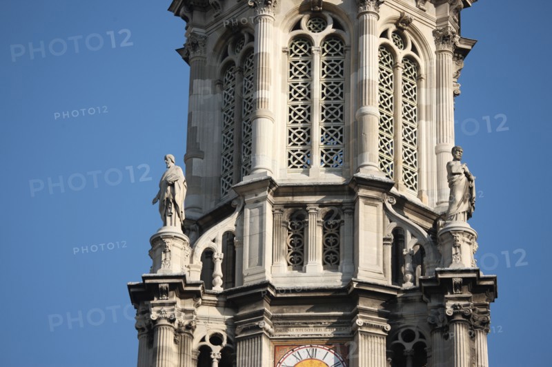 France, ile de france, paris 9e arrondissement, place d'estienne d'orves, eglise de la trinite, architecte theodore ballu, facade, clocher, sculpture,
