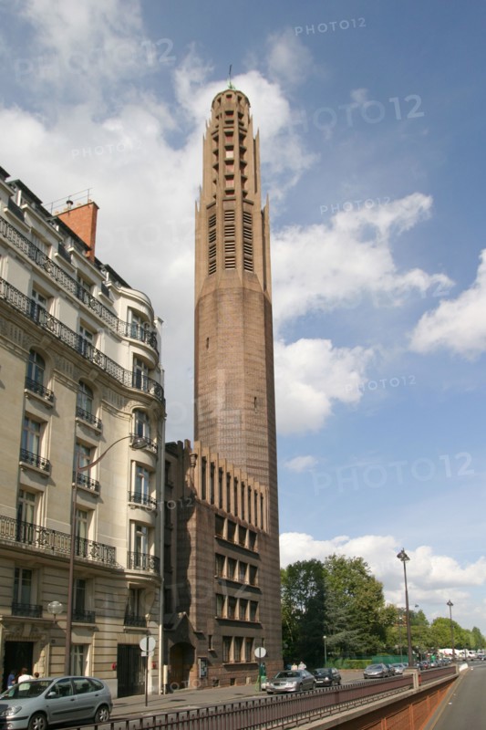 eglise sainte odile, avenue stephane mallarme, porte de Champerret, Paris 17e