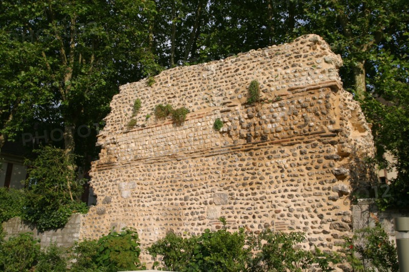 Gallo-roman wall,