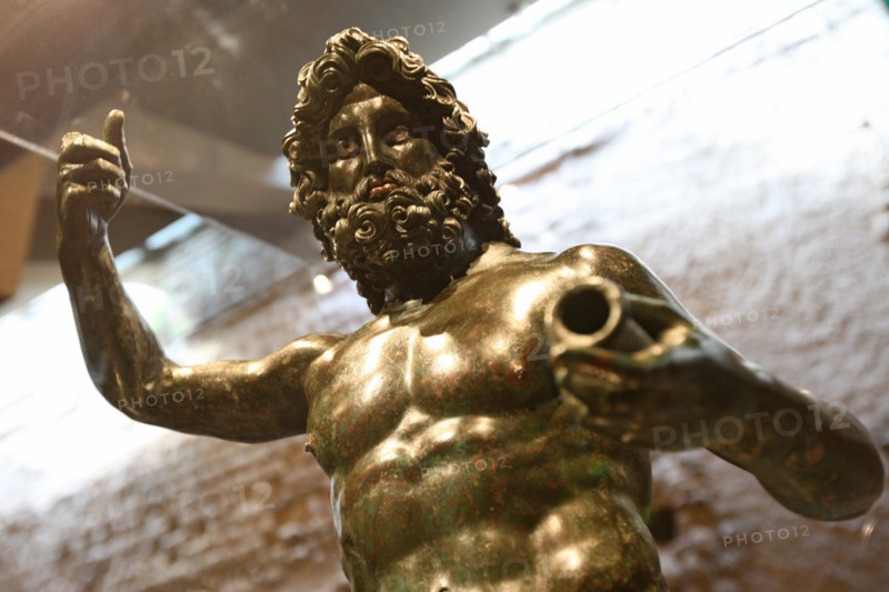 France, Haute Normandie, eure, pays d'evreux, evreux, archeveche, musee municipal, salle gallo romaine, statue de jupiter trouvee en 1840,
