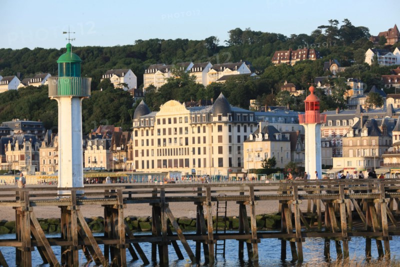 France, lighthouse, Deauville