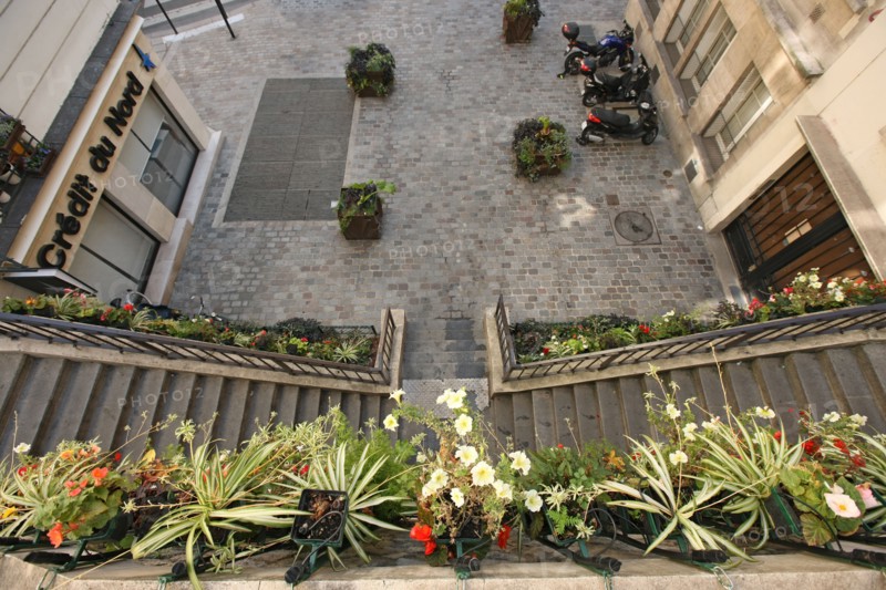 France, Street with varied height