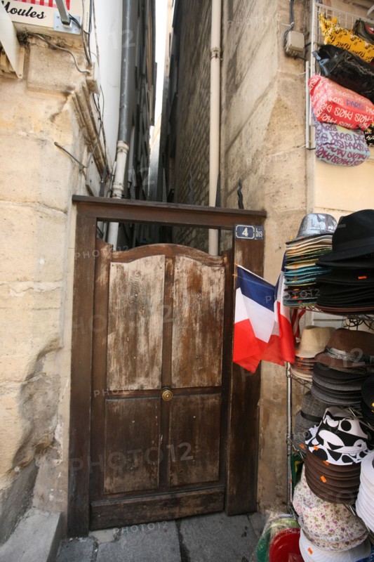 France, Small entrance
