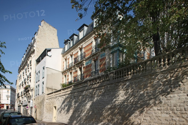 France, Ile de France, paris, 13e arrondissement, rue du moulin des pres, arriere d'ilot, jardins sur rue,