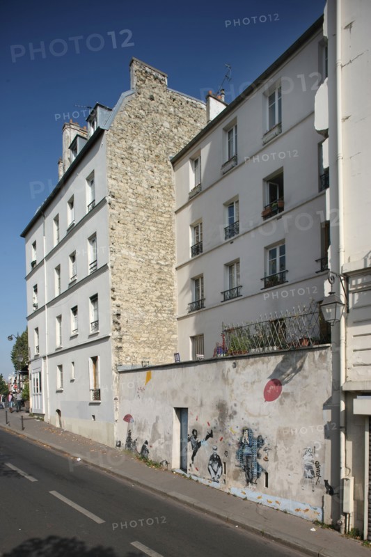 France, Ile de France, paris, 13e arrondissement, rue du moulin des pres, arriere d'ilot, jardins sur rue,