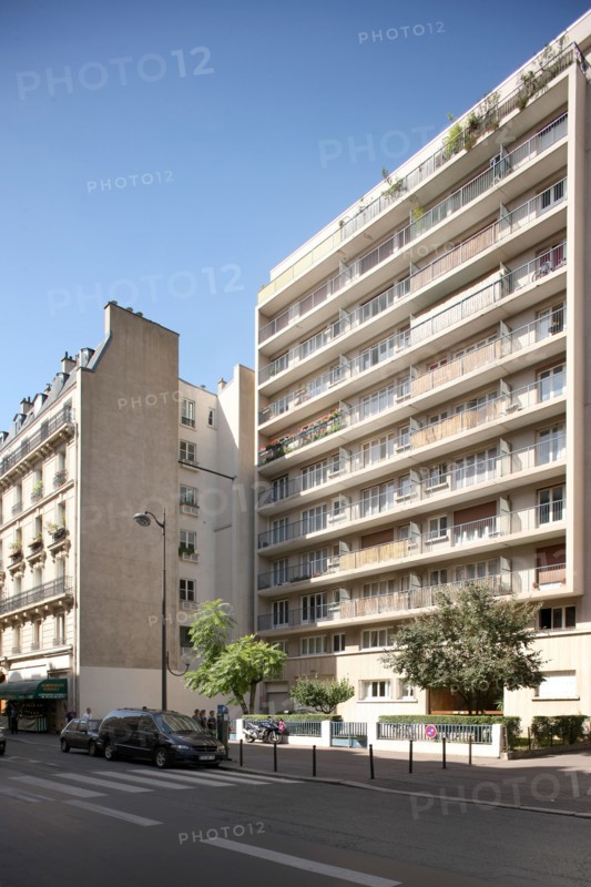 France, Ile de France, paris 15e arrondissement, 210 rue de vaugirard, immeuble en retrait,