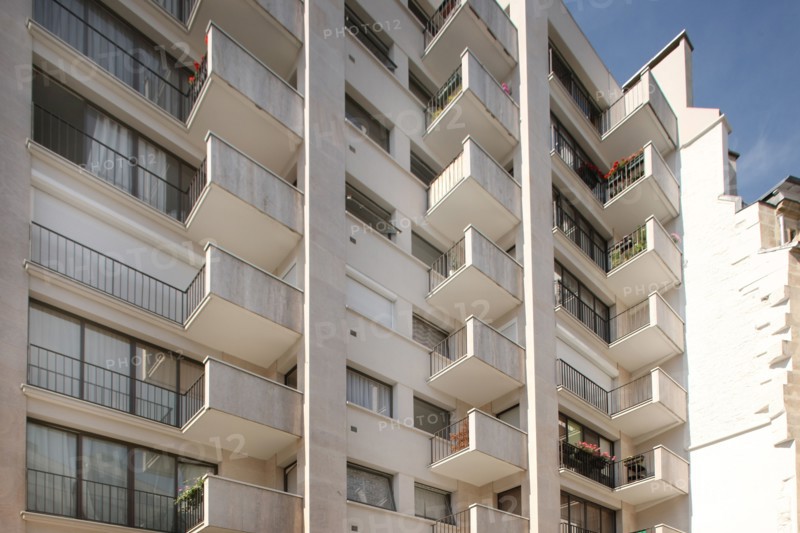 France, Ile de France, paris 15e arrondissement, 118 rue de l'abbe groult, immeuble avec facade en zigzag,