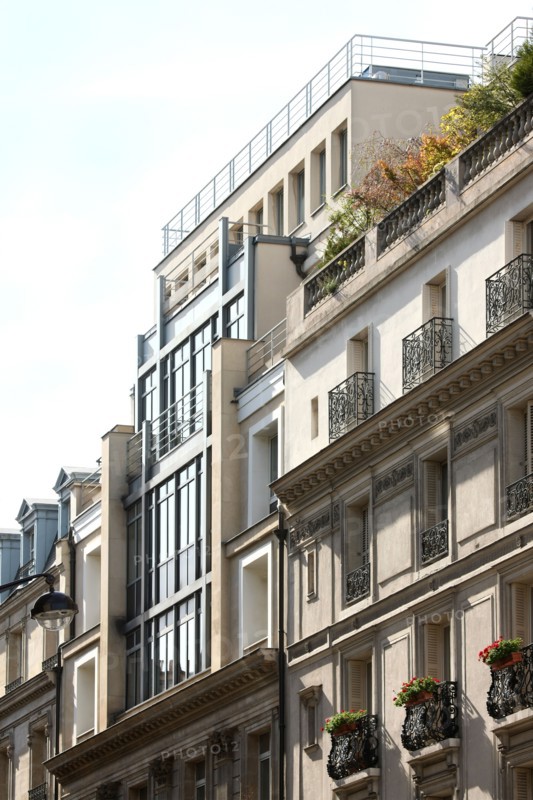 France, Ile de France, paris 17e arrondissement, 33 rue henri rochefort, haut inattendu, extension vers le haut,