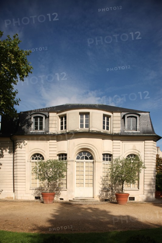 France, Ile de France, paris 20e arrondissement, rue de bagnolet, pavillon de l'ermitage, jardin dit de l'hospice debrousse,