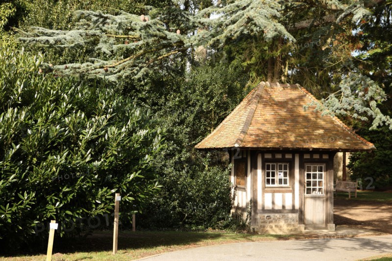 France, Arboretum and castle