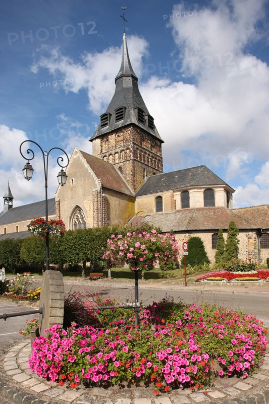 France, Basse Normandie, orne, pays d'avre et d'iton, breteuil sur iton, eglise, realisee en pierre de grison,