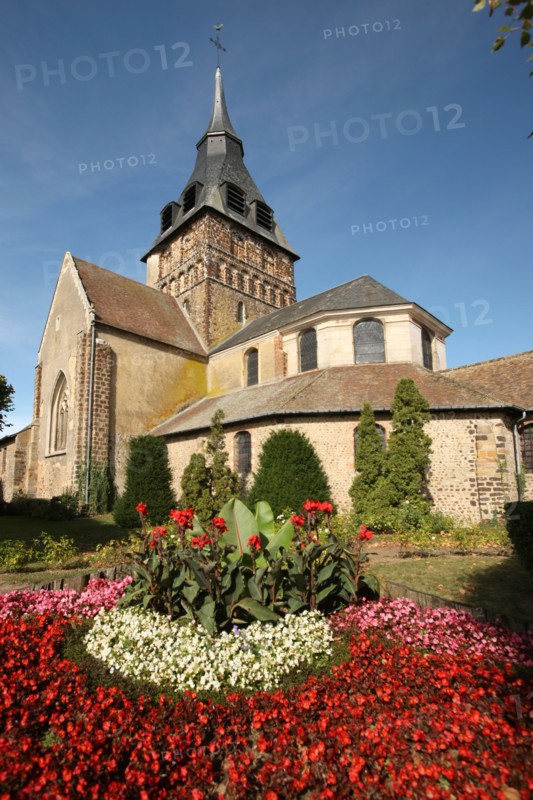 France, Basse Normandie, orne, pays d'avre et d'iton, breteuil sur iton, eglise, realisee en pierre de grison,